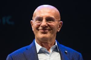 萨基：那不勒斯是意甲夺冠热门&国米紧随其后，尤文还不足以争冠